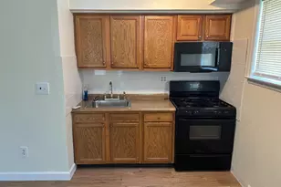 2031 Beyer Ave, Philadelphia, PA 19115 - Photo 3