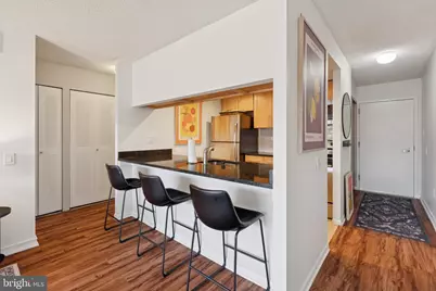 241 S 6th Street #311A, Philadelphia, PA 19106 - Photo 5