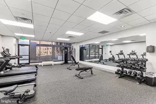 241 S 6th St, Philadelphia, PA 19106 - Photo 19