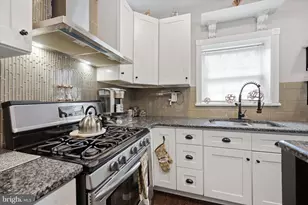 6224 Cedar Ave, Philadelphia, PA 19143 - Photo 15