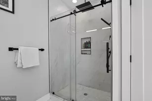 722 E Thompson St, Philadelphia, PA 19125 - Photo 41