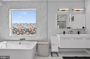 722 E Thompson St, Philadelphia, PA 19125 - Photo 39