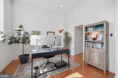 752 S 15th Street, Philadelphia, PA 19146 - Photo 11