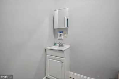 319 S 60th Street, Philadelphia, PA 19143 - Photo 9