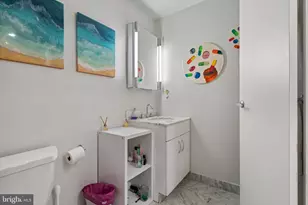 219 S 18th St, Philadelphia, PA 19103 - Photo 17