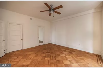 250 S 13th Street #UNIT 4D, Philadelphia, PA 19107 - Photo 9