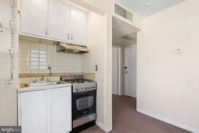 2135 Walnut Street #1103, Philadelphia, PA 19103 - Photo 7