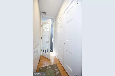 421 S 20th Street, Philadelphia, PA 19146 - Photo 15