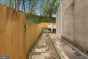 286 Leverington Ave, Philadelphia, PA 19128 - Photo 23