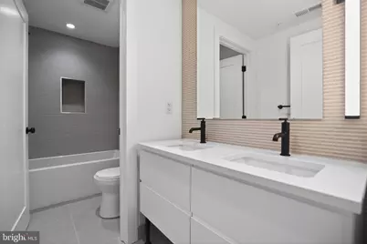 635 N 7th St #B4B, Philadelphia, PA 19123 - Photo 25