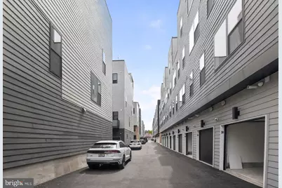 635 N 7th St #B4B, Philadelphia, PA 19123 - Photo 33