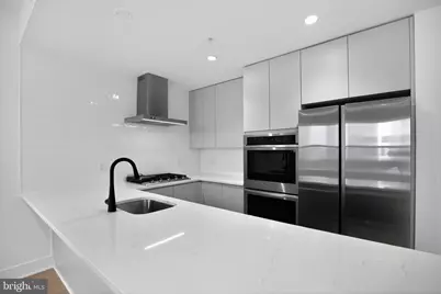 635 N 7th St #B4B, Philadelphia, PA 19123 - Photo 11