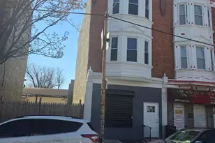6032 Lansdowne Ave, Philadelphia, PA 19151 - Photo 1