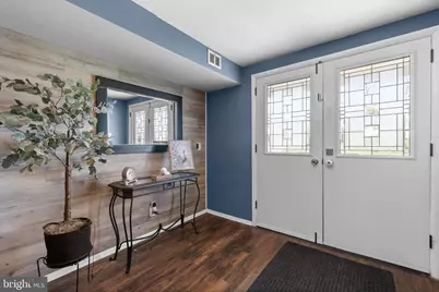 1044 Bloomfield Avenue, Philadelphia, PA 19115 - Photo 7