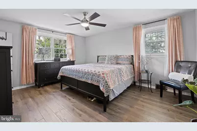 1044 Bloomfield Avenue, Philadelphia, PA 19115 - Photo 21