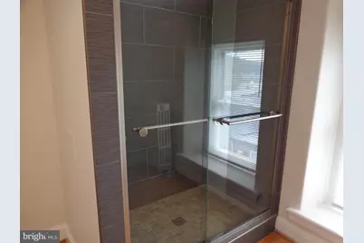 137 Jamestown Avenue, Philadelphia, PA 19127 - Photo 9