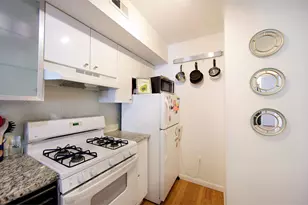 447 Fairmount Ave, Philadelphia, PA 19123 - Photo 9