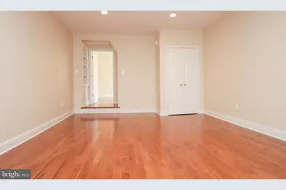 1927 S 10th Street #1ST FLOOR, Philadelphia, PA 19148 - Photo 3