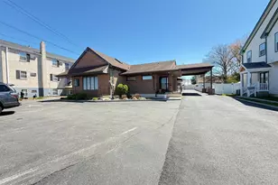 9821 Academy Rd, Philadelphia, PA 19114 - Photo 5