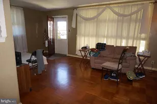 9115 Ferndale St, Philadelphia, PA 19115 - Photo 15