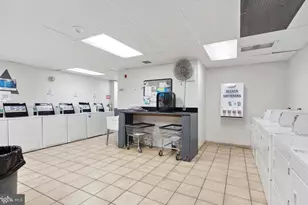 1324 Locust St, Philadelphia, PA 19107 - Photo 21