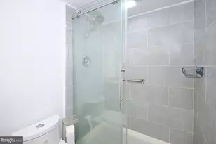 4000 Gypsy Ln, Philadelphia, PA 19129 - Photo 17