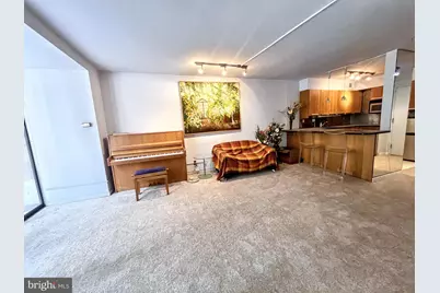 224 W Rittenhouse Square #1718, Philadelphia, PA 19103 - Photo 11