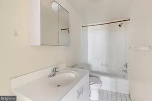 258 S 9th St, Philadelphia, PA 19107 - Photo 7