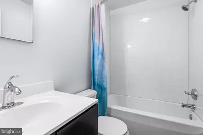 924 N 27th Street, Philadelphia, PA 19130 - Photo 11