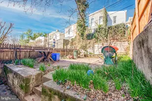 123 Kalos St, Philadelphia, PA 19128 - Photo 15