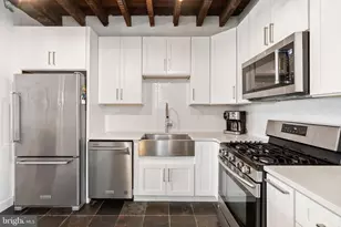 4751 Fowler St, Philadelphia, PA 19127 - Photo 7