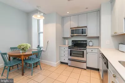 1731 Wallace Street #201, Philadelphia, PA 19130 - Photo 7