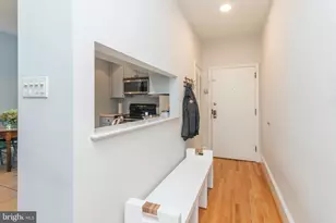 1731 Wallace St, Philadelphia, PA 19130 - Photo 3