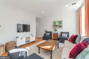 1731 Wallace St, Philadelphia, PA 19130 - Photo 11