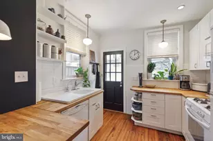 1943 S Hicks St, Philadelphia, PA 19145 - Photo 7