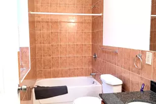 733 Jackson St, Philadelphia, PA 19148 - Photo 3