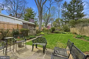 233 E Evergreen Ave, Philadelphia, PA 19118 - Photo 17