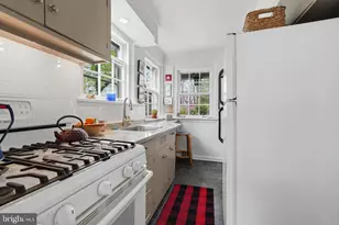 233 E Evergreen Ave, Philadelphia, PA 19118 - Photo 5