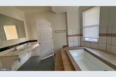 127 S 51st Street, Philadelphia, PA 19139 - Photo 9