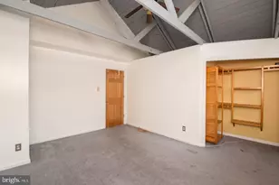 822 N Ringgold St, Philadelphia, PA 19130 - Photo 11