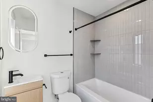 739 N Capitol St, Philadelphia, PA 19130 - Photo 33