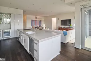 410 S Front St, Philadelphia, PA 19147 - Photo 11