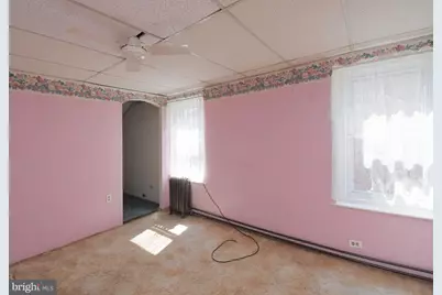 328 Roxborough Avenue, Philadelphia, PA 19128 - Photo 37