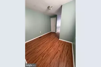 923 N 28th Street #1ST FL, Philadelphia, PA 19130 - Photo 7