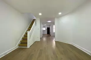 2204 S Woodstock St, Philadelphia, PA 19145 - Photo 3