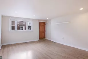 731 Carpenter St, Philadelphia, PA 19147 - Photo 3