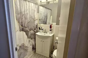 2601 Pennsylvania Ave, Philadelphia, PA 19130 - Photo 11