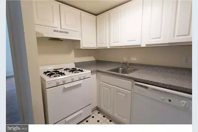 526 Spruce Street #3R, Philadelphia, PA 19106 - Photo 5