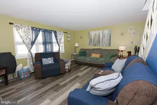 3652 E Crown Ave, Philadelphia, PA 19114 - Photo 5