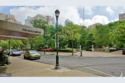 224 Rittenhouse Square #1417, Philadelphia, PA 19103 - Photo 1